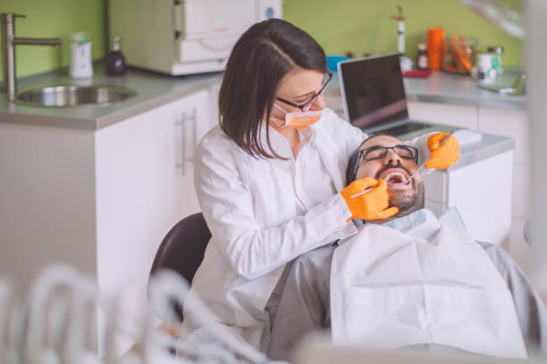 Best Emergency Gum Treatment in Dewitt, MI