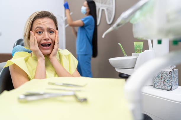 Best Weekend Emergency Dentist in Dewitt, MI