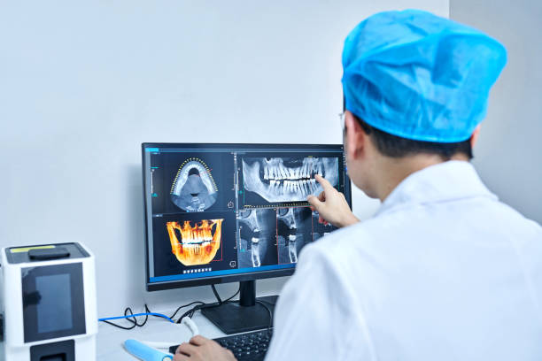 Best Emergency Gum Treatment in Dewitt, MI